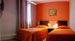 Chambre twin de l'h&ocirc;tel Savary &agrave; La Rochelle