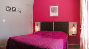 Chambre double de l'h&ocirc;tel Savary &agrave; La Rochelle
